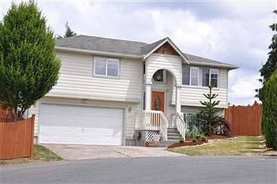 1st image of 6305 51st Pl NE
