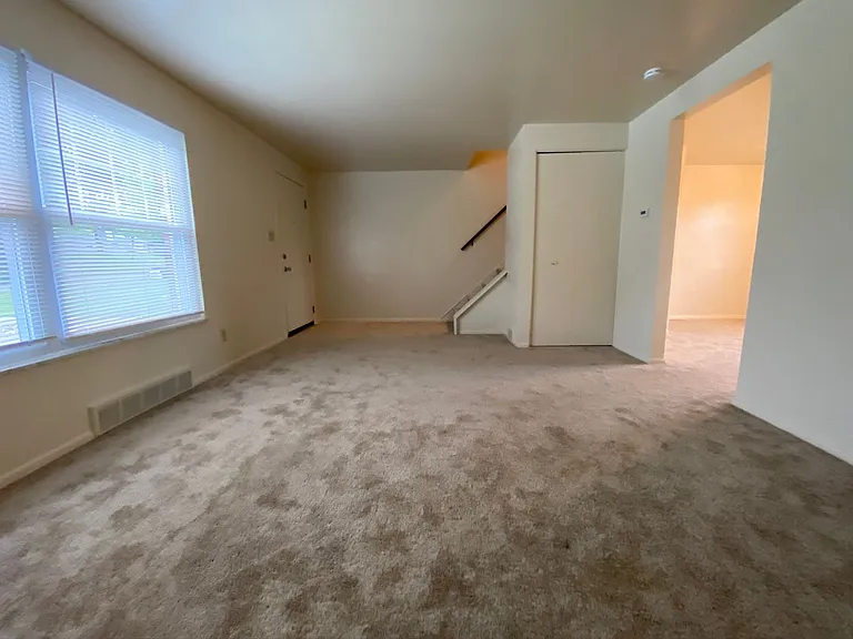 409 Millers Ln #A — Photo 3