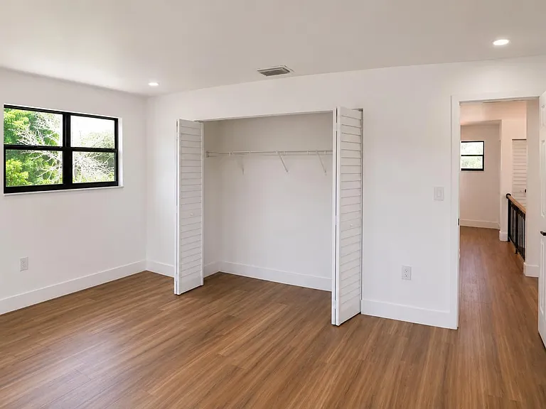 17343 NW 66th Pl — Photo 25
