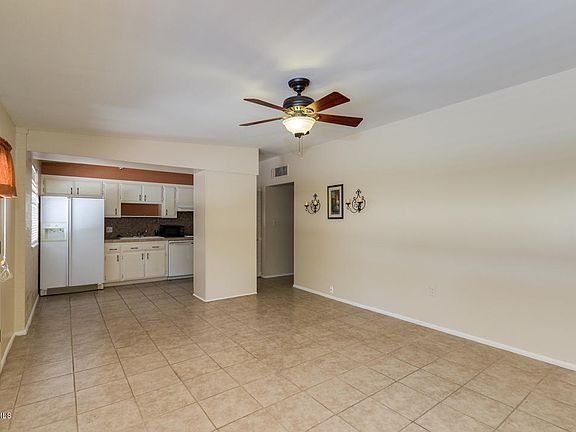 4th image of 10431 W Peoria Ave
