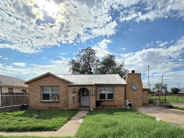507 NE 3rd St, Andrews, TX 79714