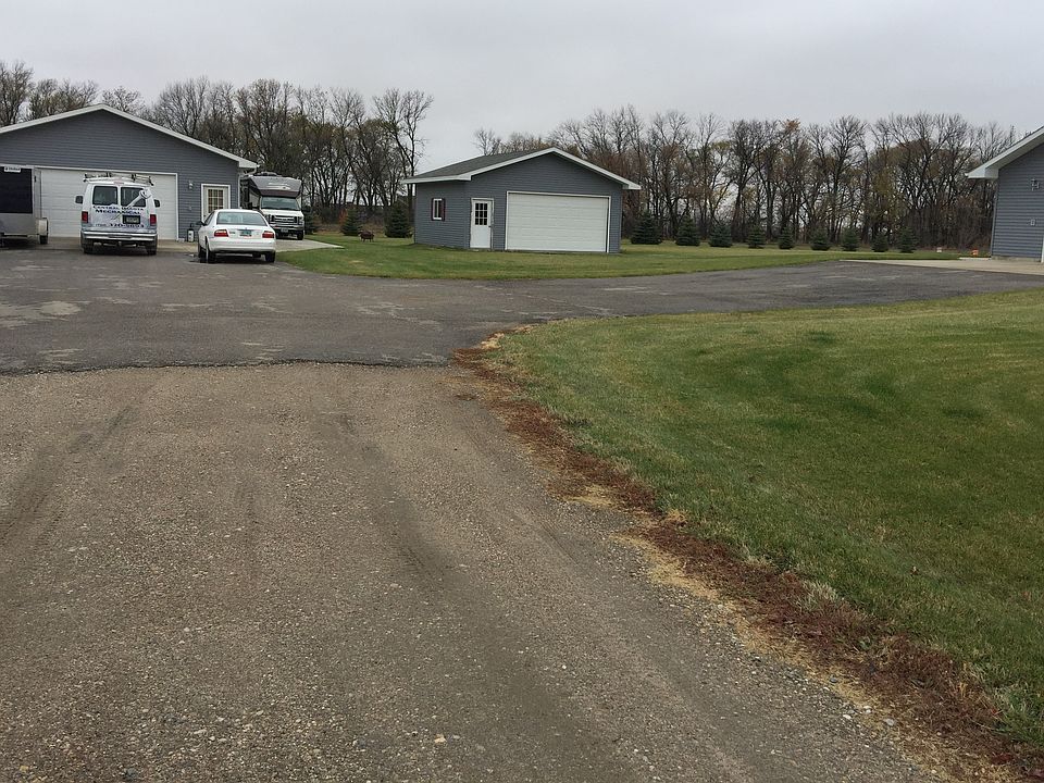 3138 Lakeview Dr, Jamestown, ND 58401 Zillow