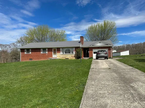 955 Derico Rd, Buckhannon, WV 26201