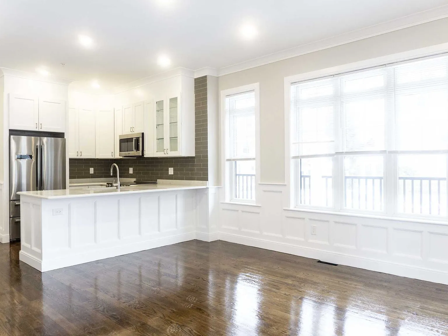 3 bed, $4,600 — Photo 3