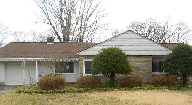 1st image of 6451 Iroquois Trl