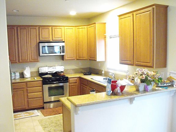 3rd image of 11125 Union Cir
