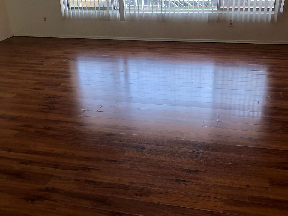 2nd image of 6320 Whitsett Ave #12