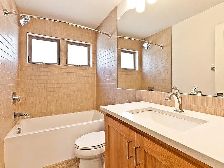 4468 N Michigan Ave #B — Photo 14