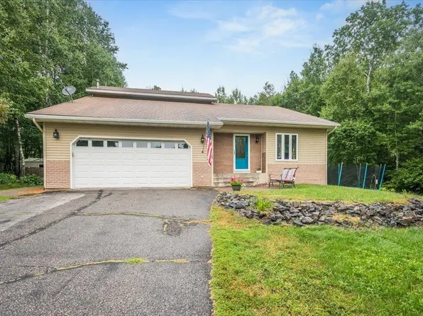 5175 Country Ln, Hermantown, MN 55810