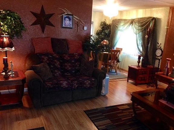 4th image of 2526 Glenwood Dr