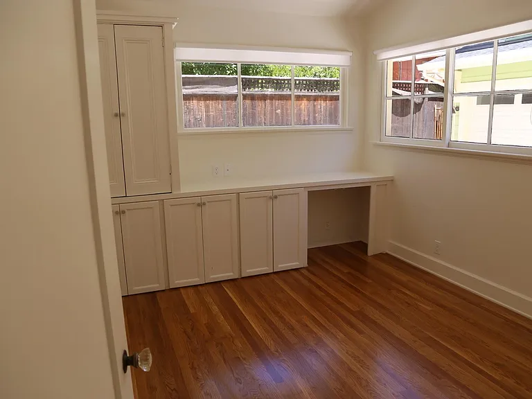2204 Parkway Dr — Photo 6