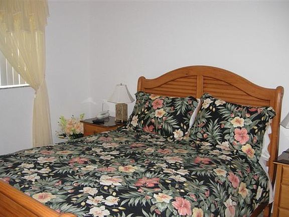 2nd image of 446 Seaport Blvd