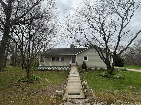 7518 Jimtown Rd, Addieville, IL 62214