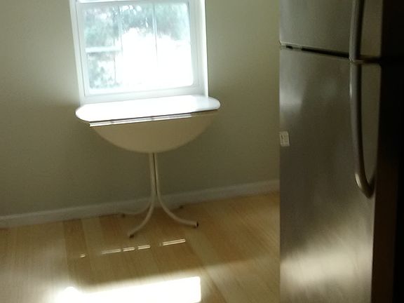 2nd image of 2011 Key Blvd #587