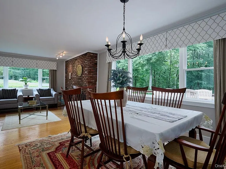 116 School House Ln — Photo 14
