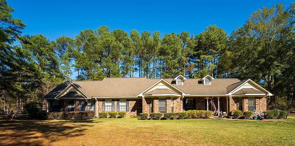 1st image of 707 Blackmur Dr