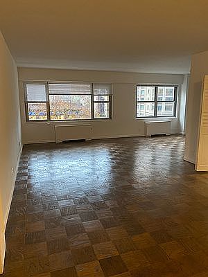 4th image of 200 E 64th St APT 3B