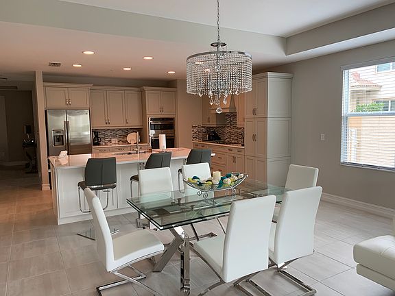 2nd image of 7797 Hawthorne Dr #2801