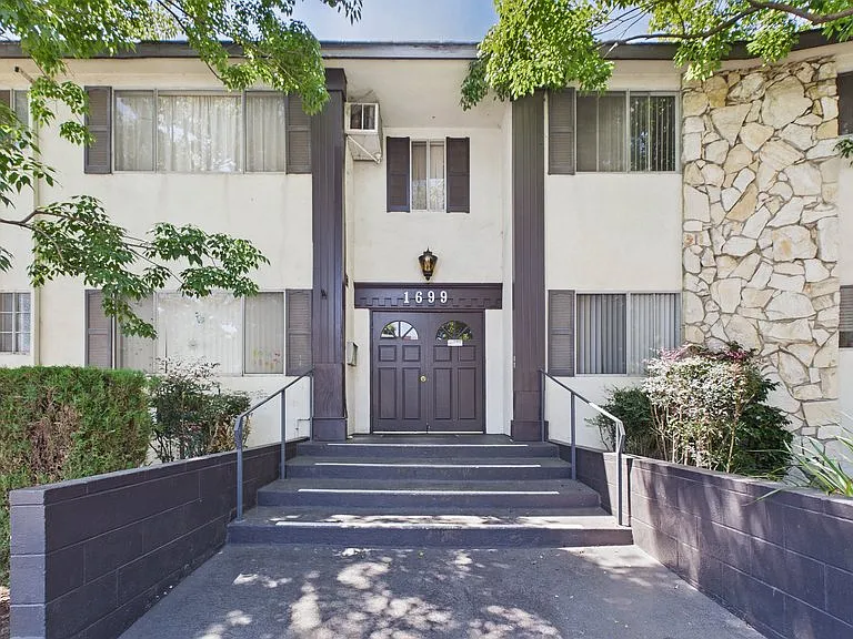 1699 Amberwood Apartments — Photo 18