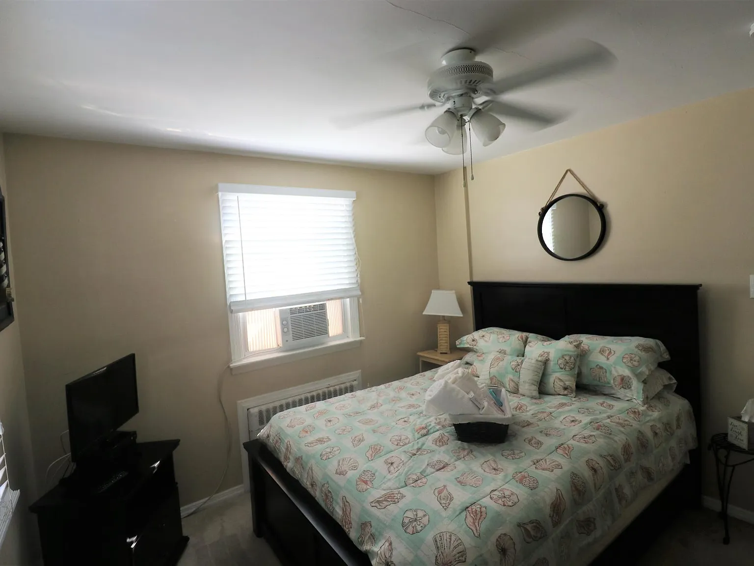 2 bed, $10,000 — Photo 4