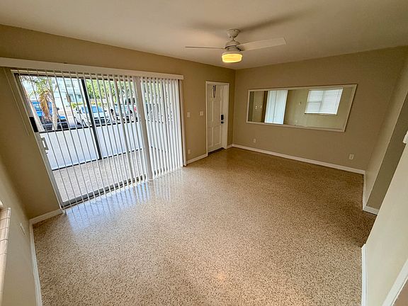 5th image of 1739 Siesta Dr APT 2