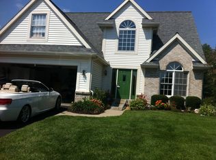 110 Mead Ln, Holland, OH 43528