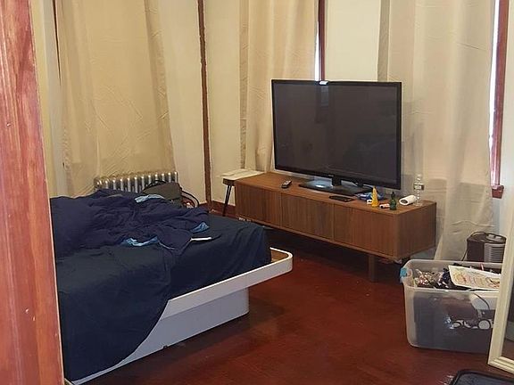 3rd image of 3776 62nd St APT D5