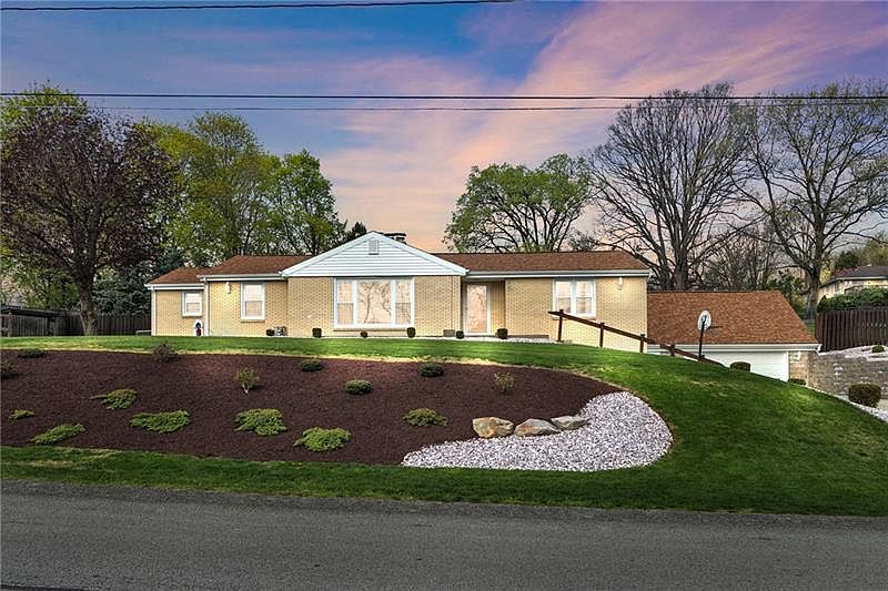 1st image of 3290 Cardinal Ct