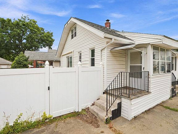 4th image of 41 Ludger Ave