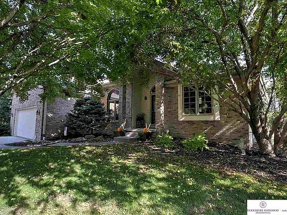2nd image of 14009 Browne Cir