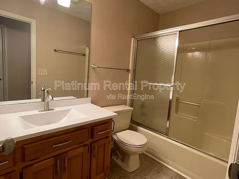 268 Jennifer Ct — Photo 14