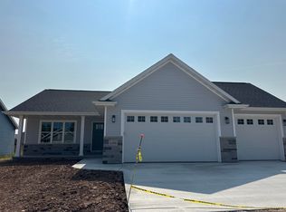 2305 E Honeygold Ct, Appleton, WI 54913