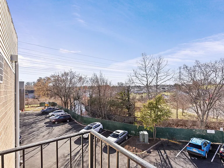 3 Tremont Pl #553-561 — Photo 8