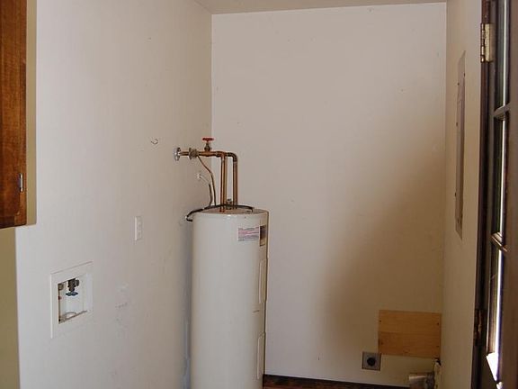 laundry room with sink and hook-ups