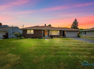322 Bierley Ave, Pemberville, OH 43450