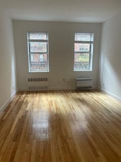 3rd image of 319 E 73rd St APT 2B