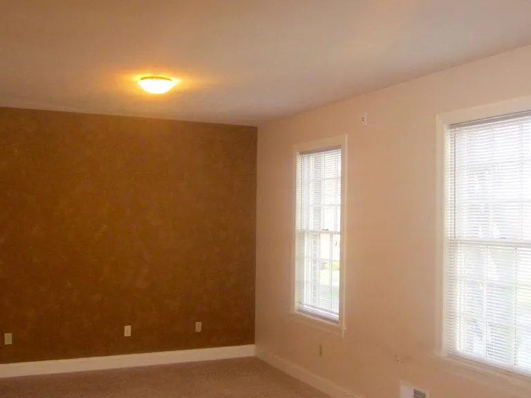 98 S Union St — Photo 14