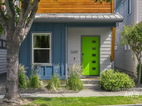 3690 N Adams St, Garden City, ID 83714