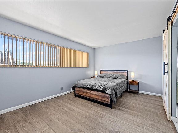 5th image of 300 Waterway Dr S APT 308