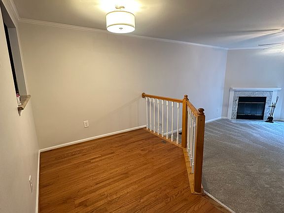 5th image of 5831 Norham Dr
