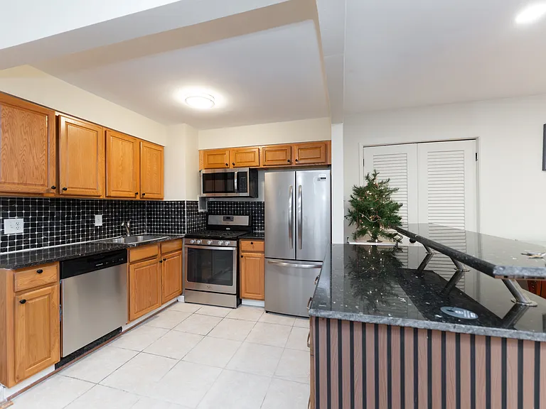 1832 Metzerott Rd #301 — Photo 10