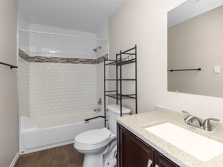 2500 Center Point Rd — Photo 16