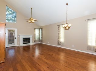 2307 Fallwater Ln, Carmichael, CA 95608
