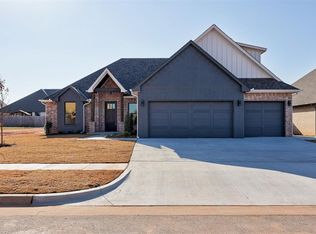 11612 SW 55th St, Mustang, OK 73064