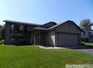 13824 Yosemite Ave S, Savage, MN 55378