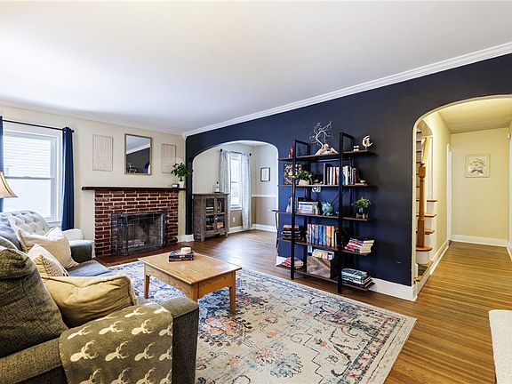 5th image of 133 Stonecliff Dr