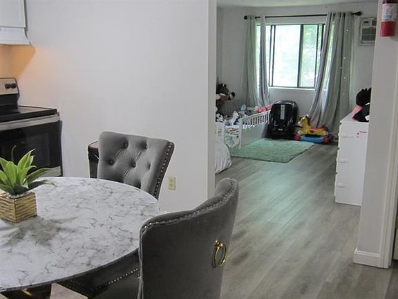 2nd image of 55 Log St APT 2C