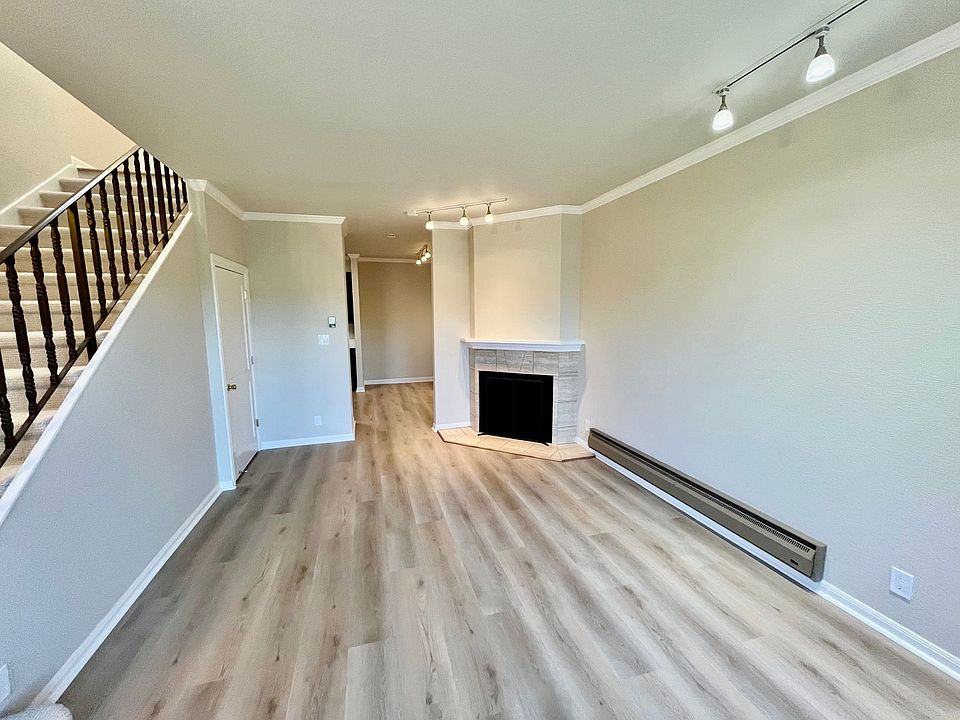 1st image of 4050 17th St #1