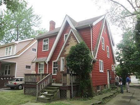 1st image of 3838 E 151st St