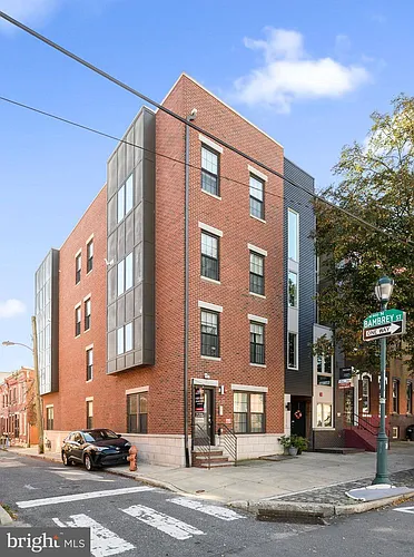 2536 W Girard Ave #B Photo 1